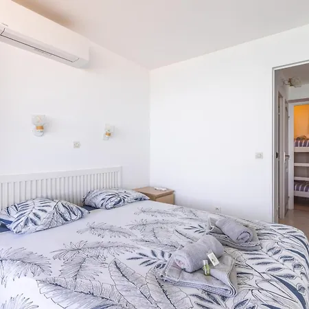 Costa Plana 135 Apartment *